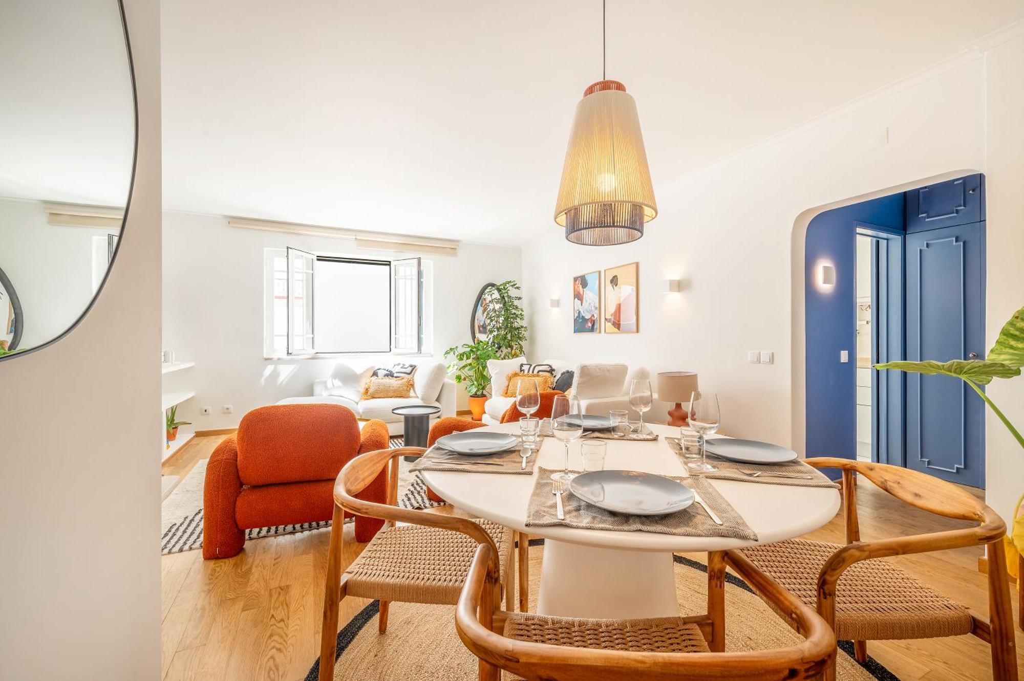Blue Tide - Two Bedroom Apartment *